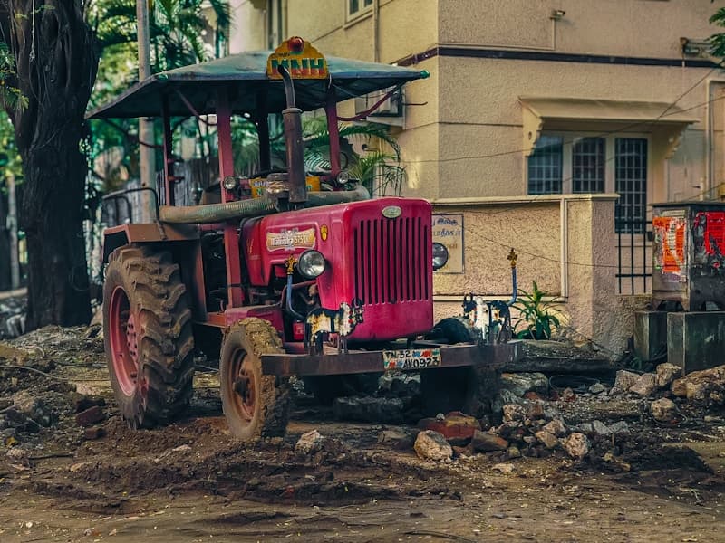 Farm & Equipment Auctions